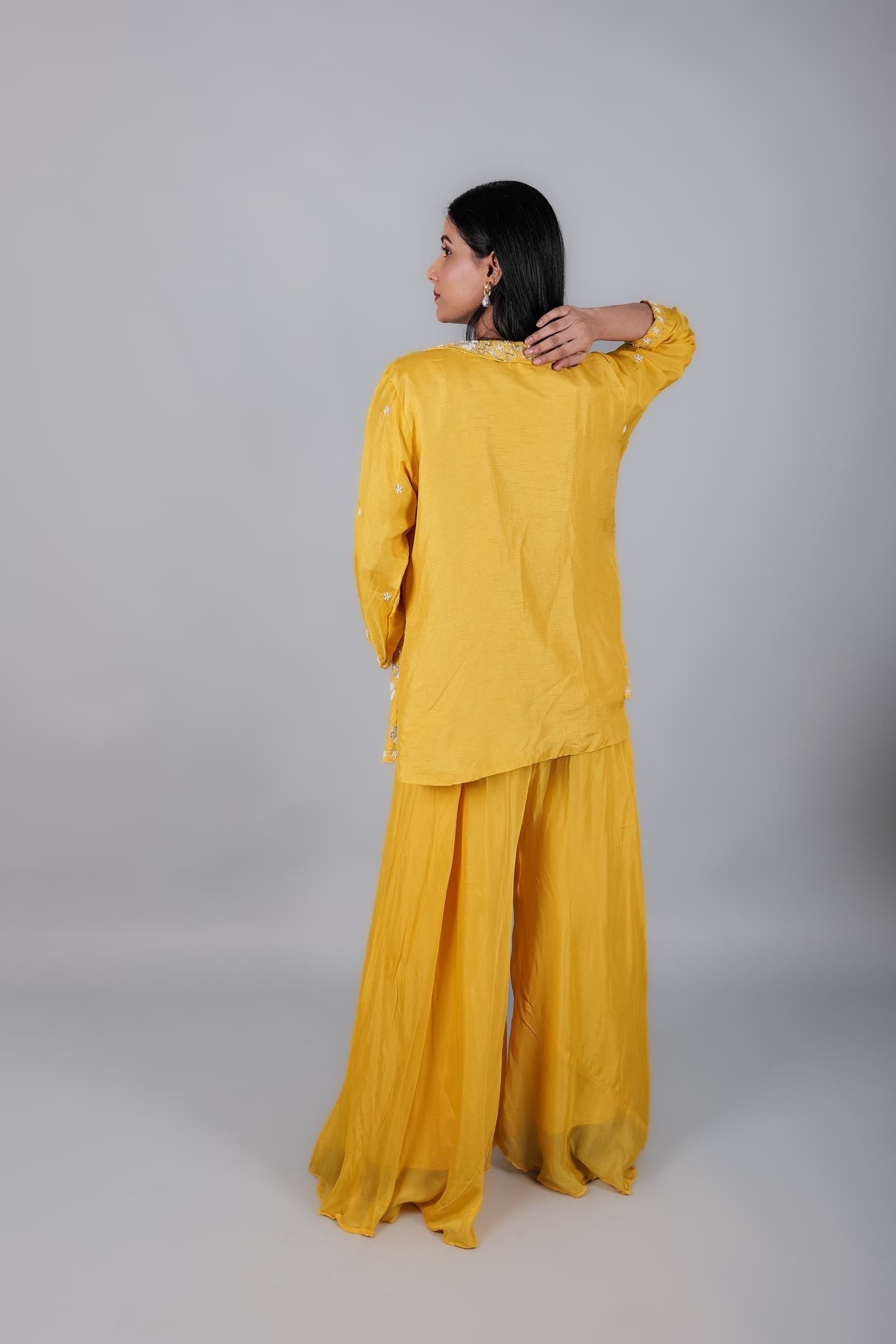 Crop Top Set with Jacket - Kaayada
