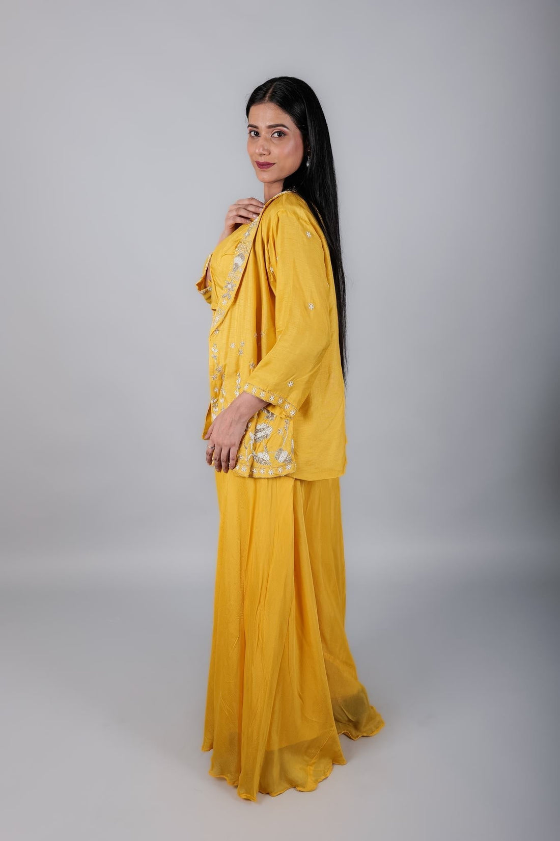 Crop Top Set with Jacket - Kaayada