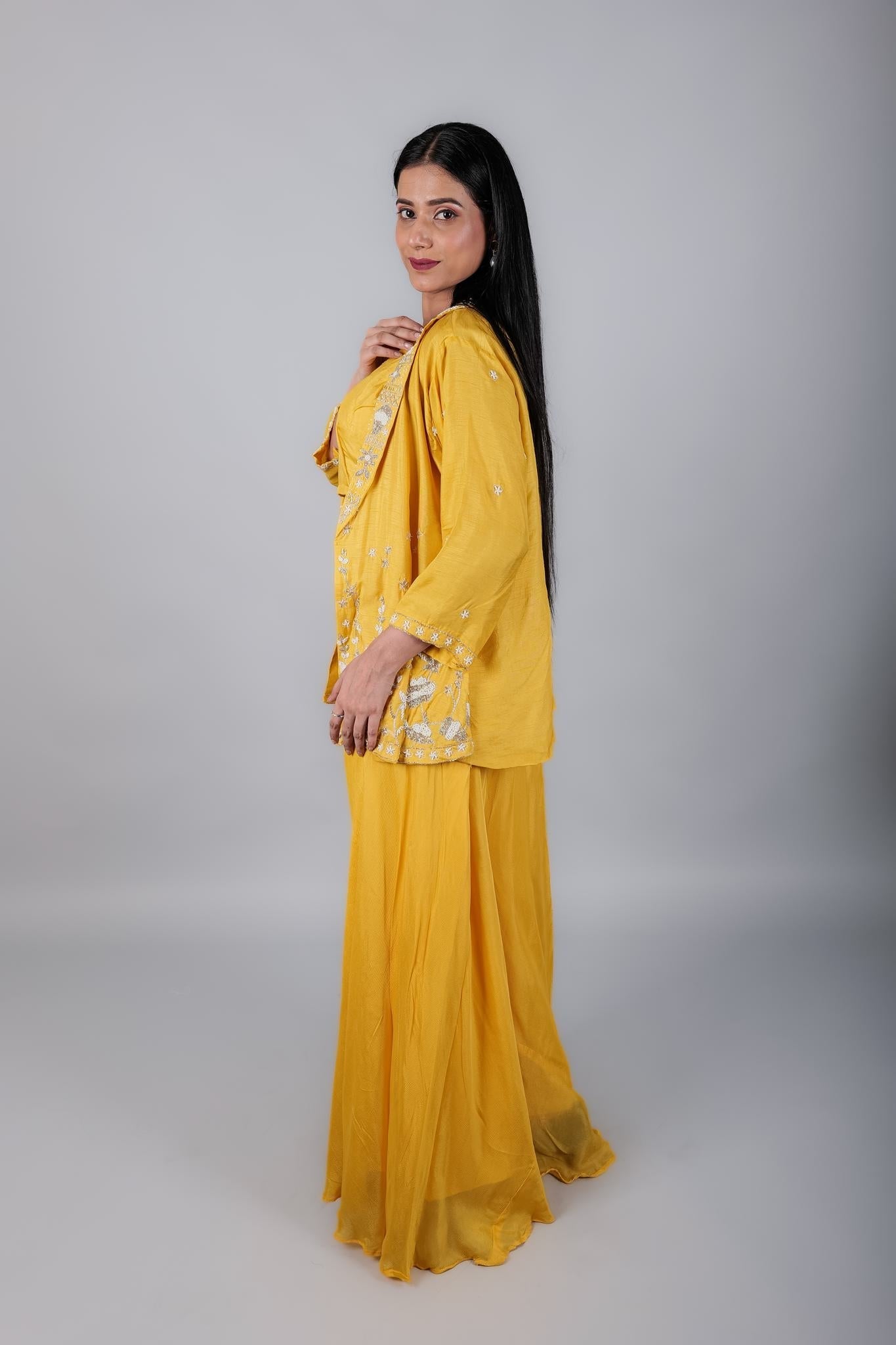 Crop Top Set with Jacket - Kaayada