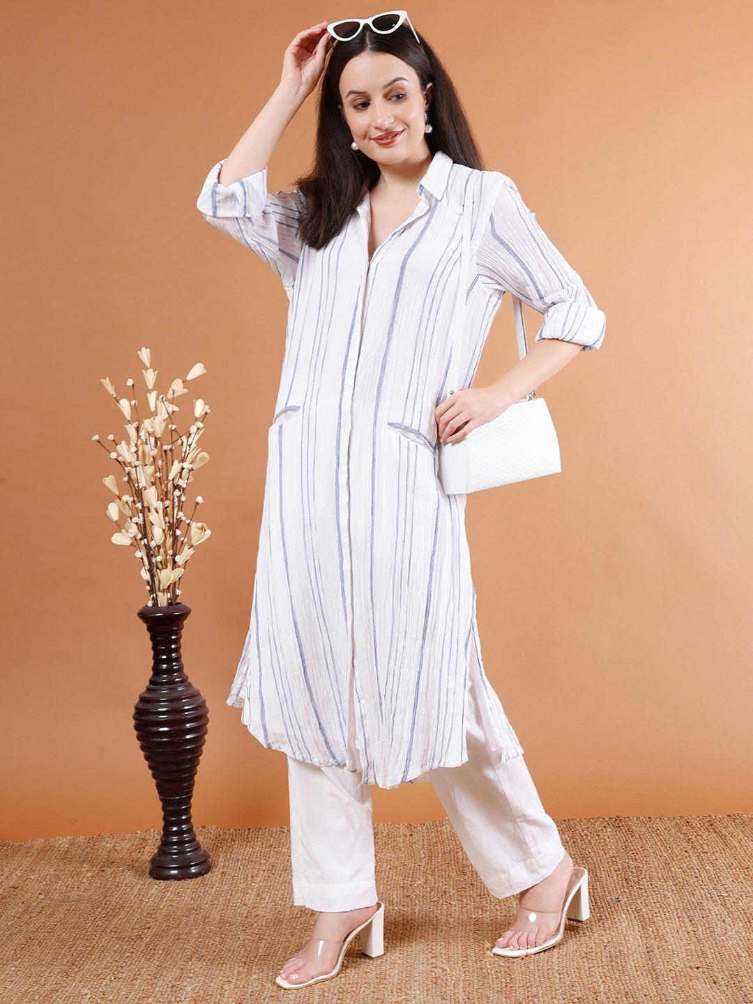 Elegant Collared Kurta Set - Kaayada