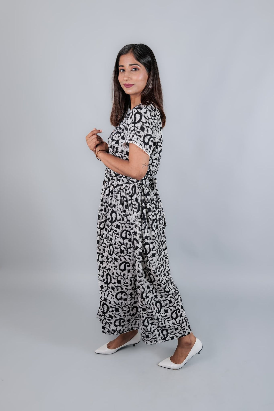 Long Cotton Dress with Buttons - Kaayada