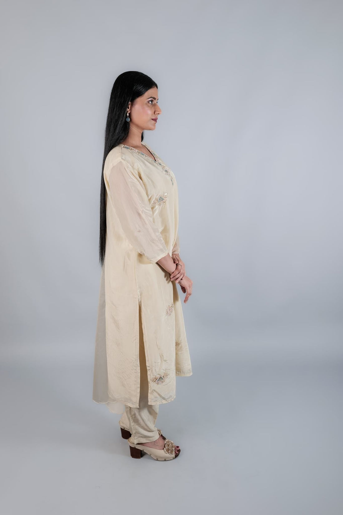 Muslin Silk Suit Set - Kaayada