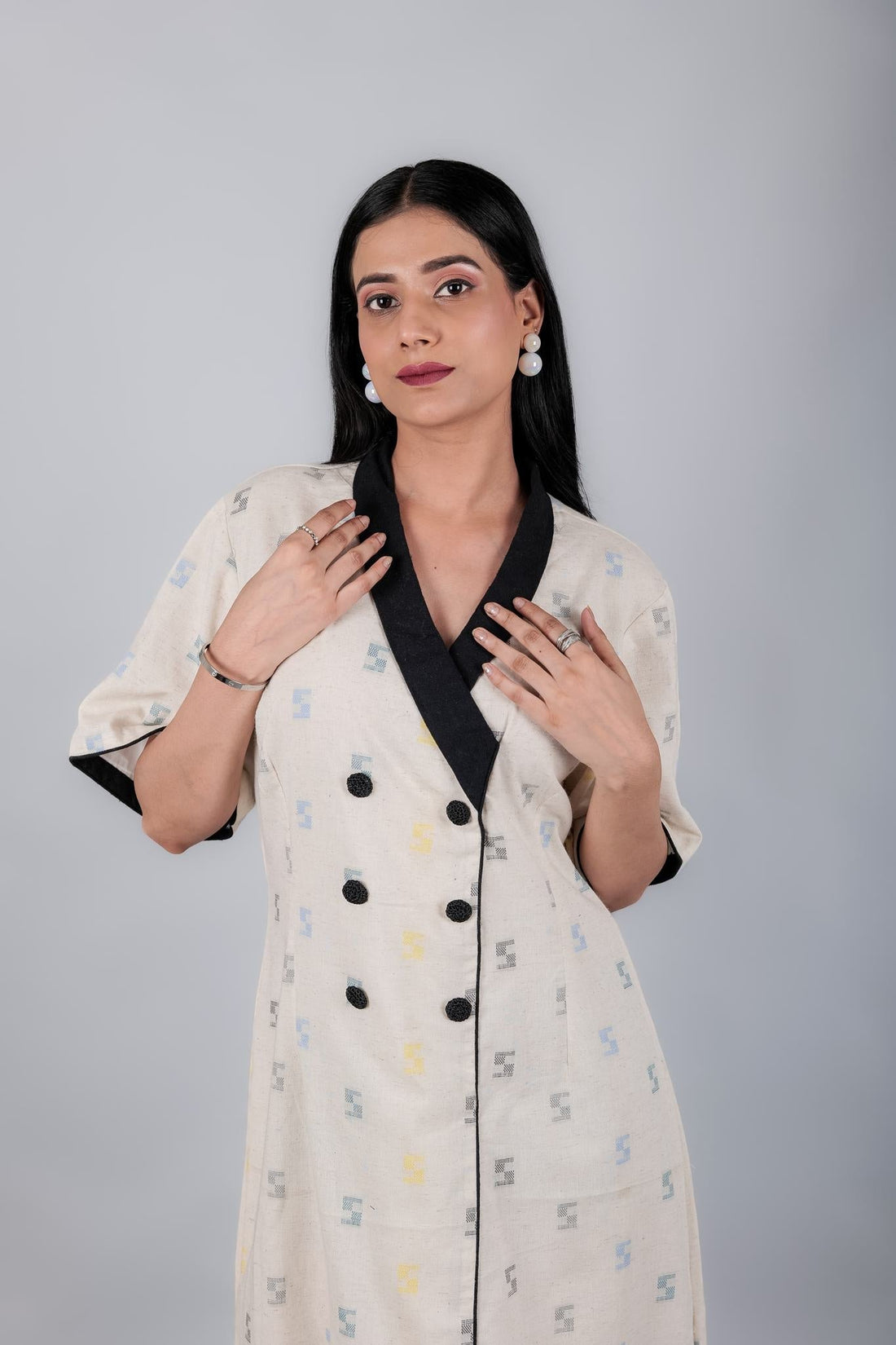 Off - White Khadi Cotton Jamdani Long Coat - Style Dress - Kaayada
