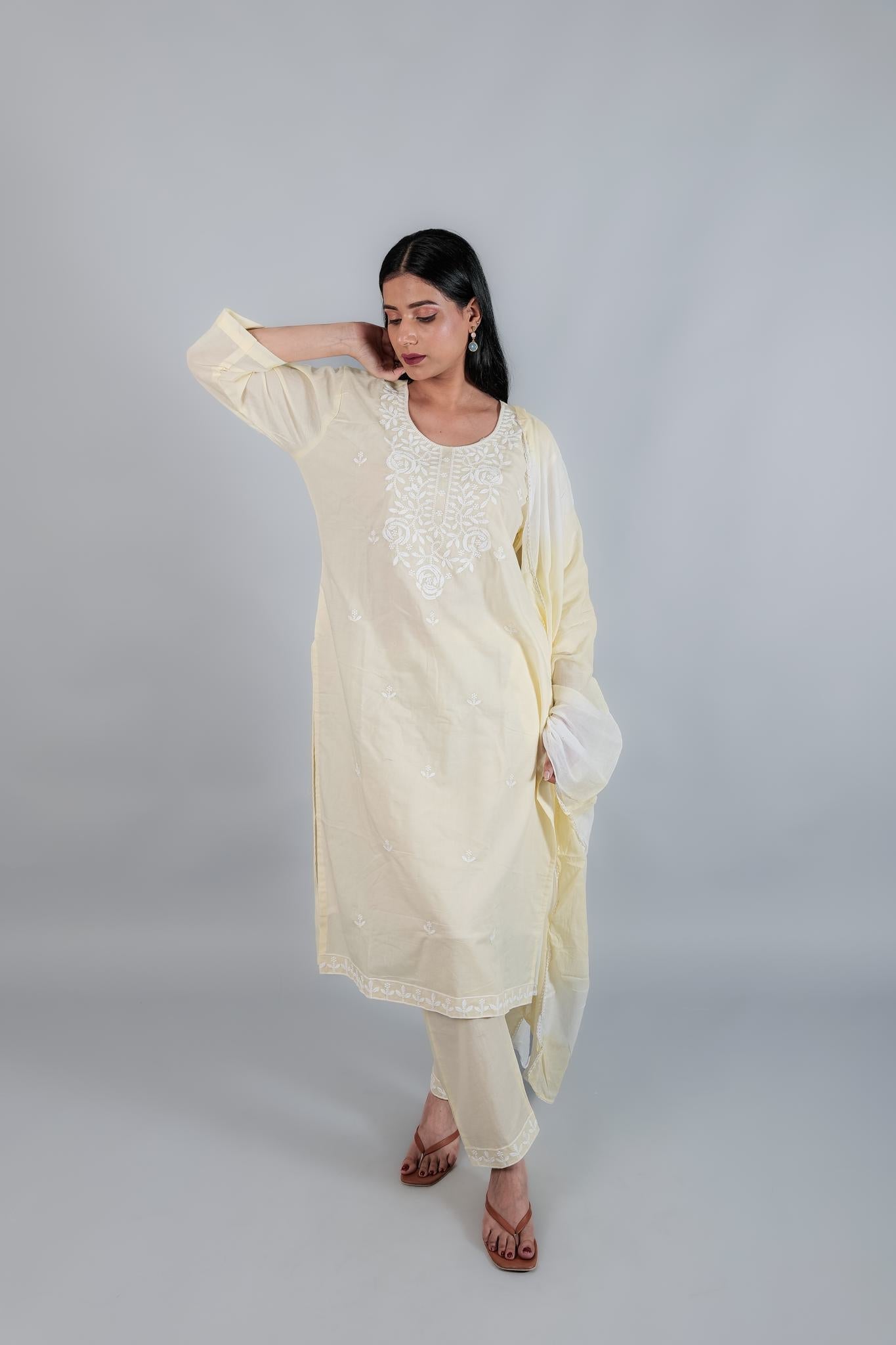 Simple Off - White Cotton Suit Set - Kaayada